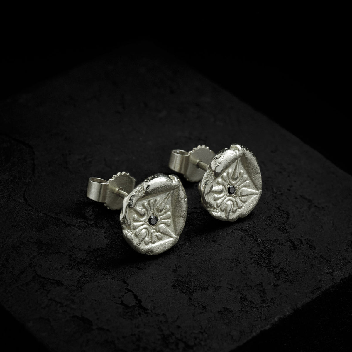 Hera II Studs Gold/Silber